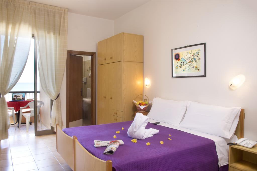 Hotel Usa Rimini Chambre photo
