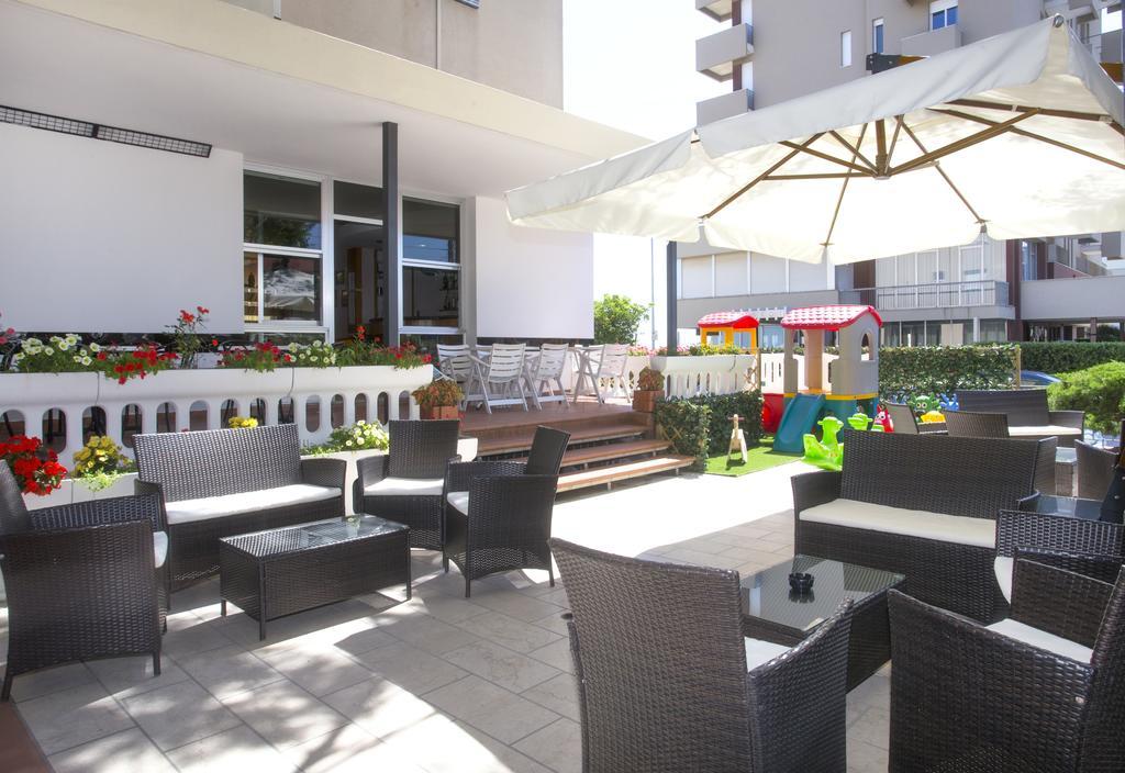 Hotel Usa Rimini Extérieur photo